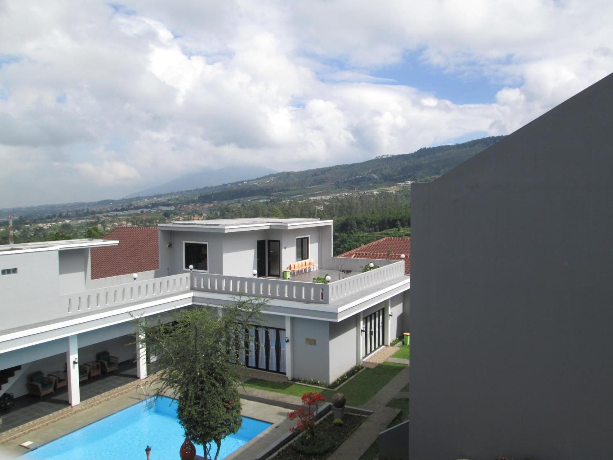 Osmond Villa Resort Lembang Luaran gambar