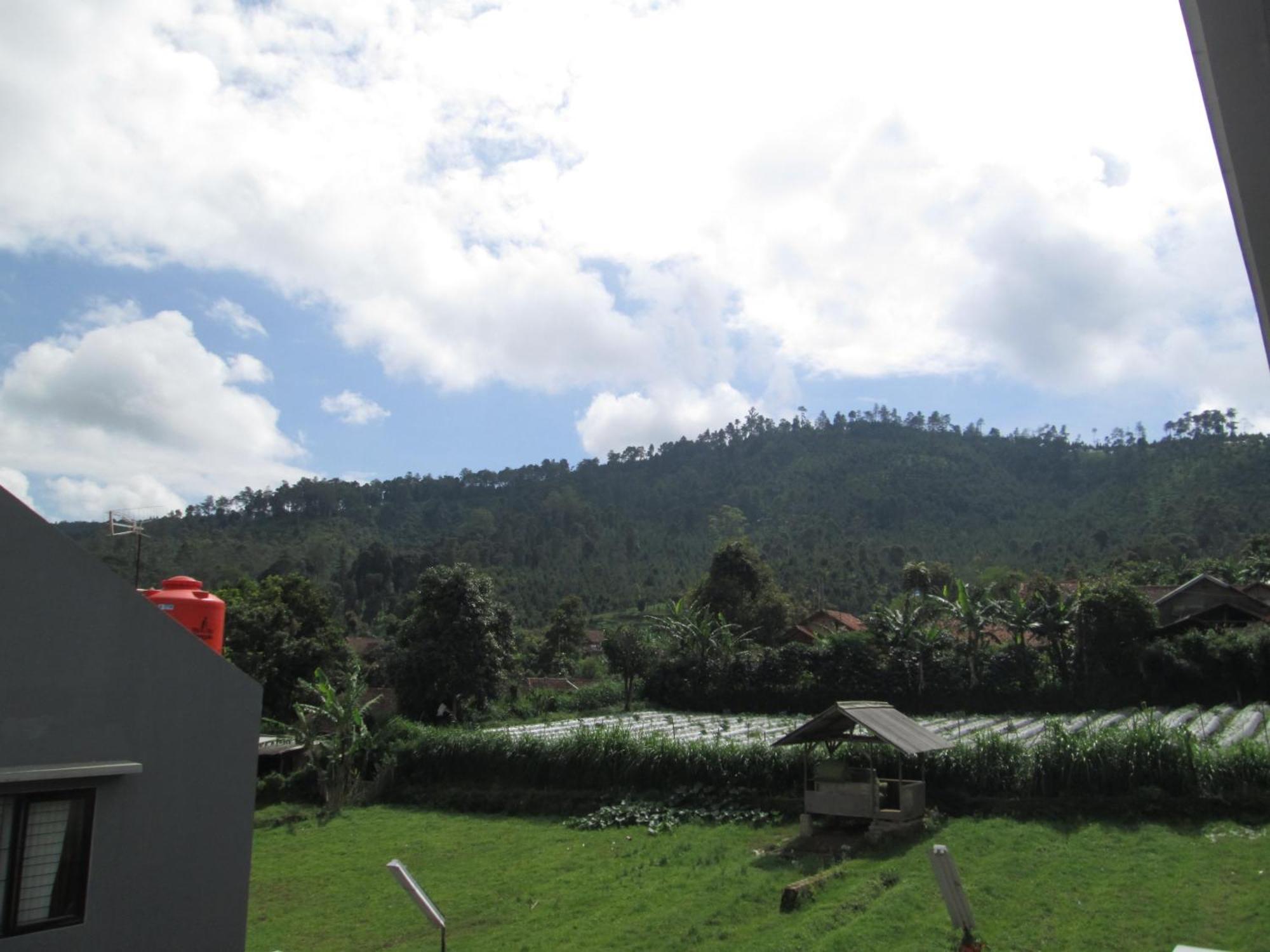 Osmond Villa Resort Lembang Luaran gambar